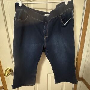 Lane Bryant Deep Blue Denim Capris NWOT